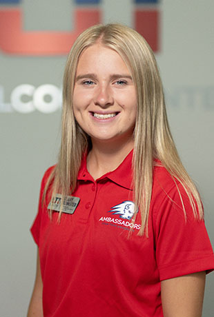 Display image of Claire Schneiter